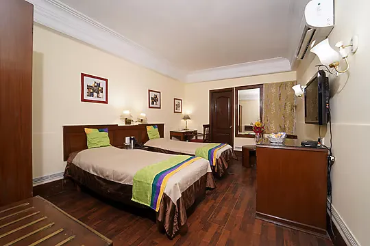 Qutub Residency Hotel