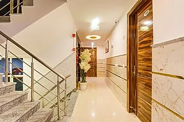 Hotel Pearl Delhi Airport
